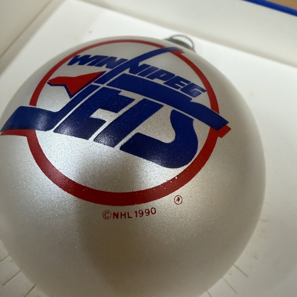 Vintage 1990 Winnipeg Jets NHL Glass Ball Hockey Ornament
